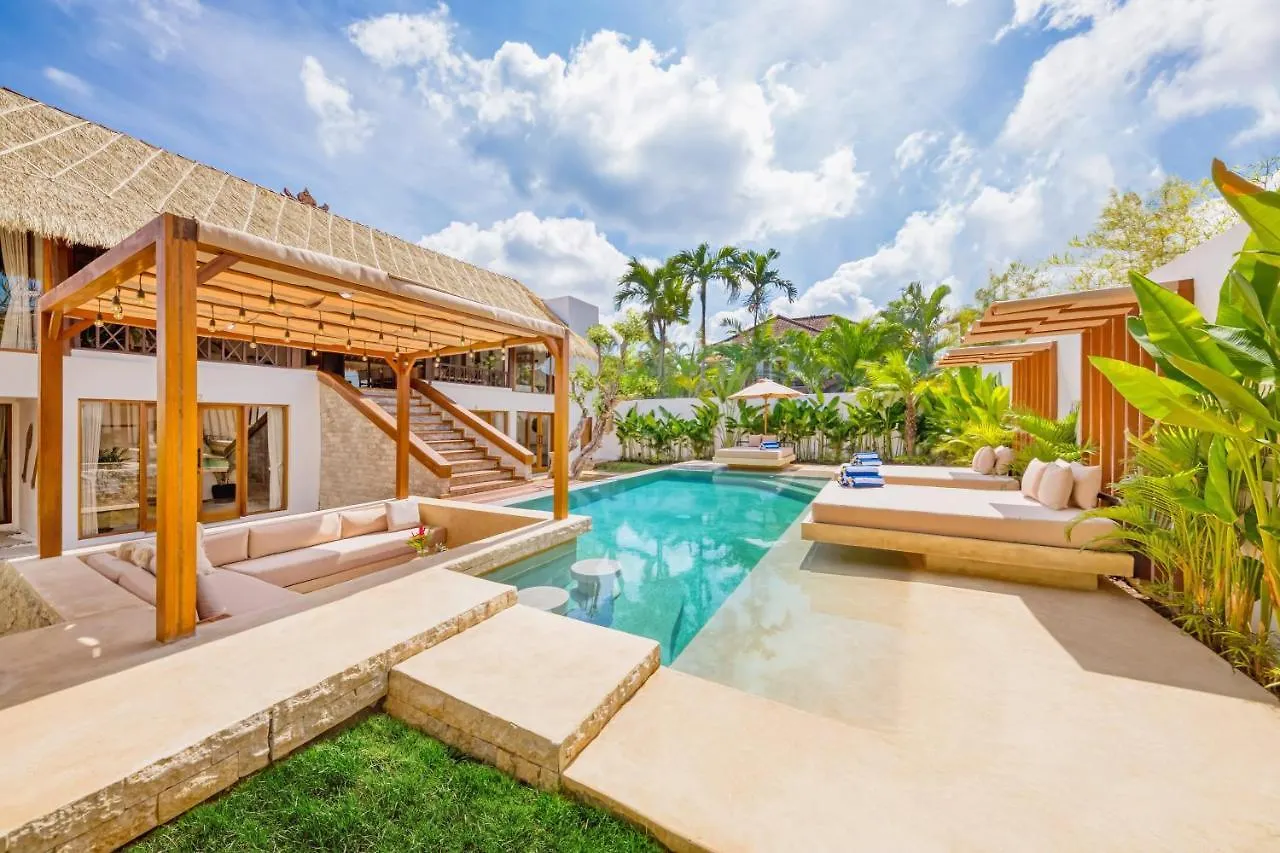 Villa Atlanta - New Luxury 7Bdr Prime Location Seminyak