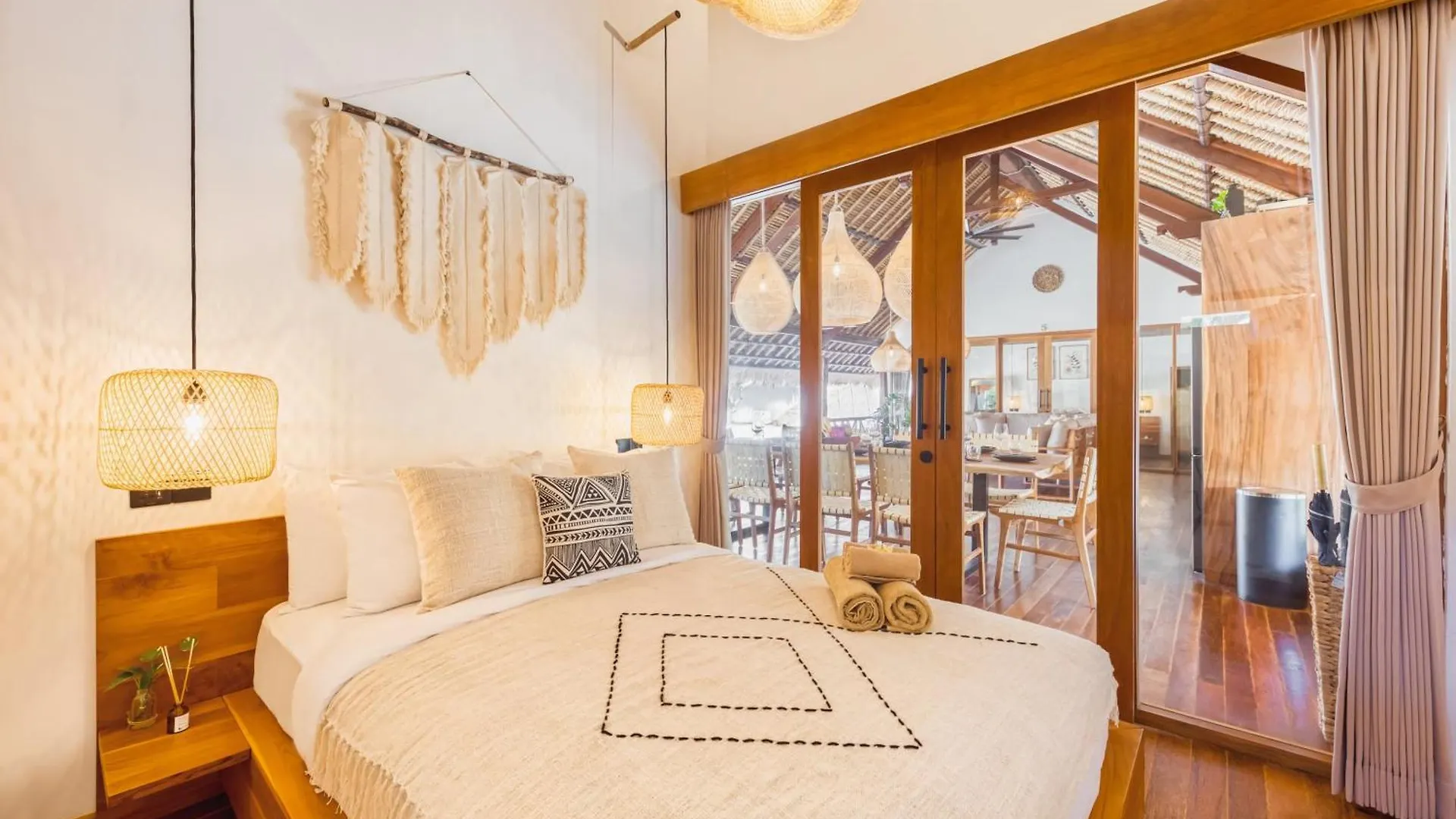 Villa Atlanta - New Luxury 7Bdr Prime Location Seminyak  0*, Seminyak (Bali) Indonesia